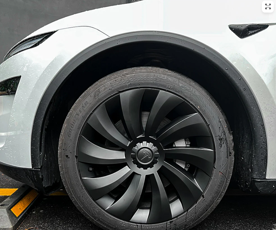 Tesla Model Y 19″ Uberturbine Wheel Covers – OEM-Fit, Aerodynamic & Range-Boosting Upgrade